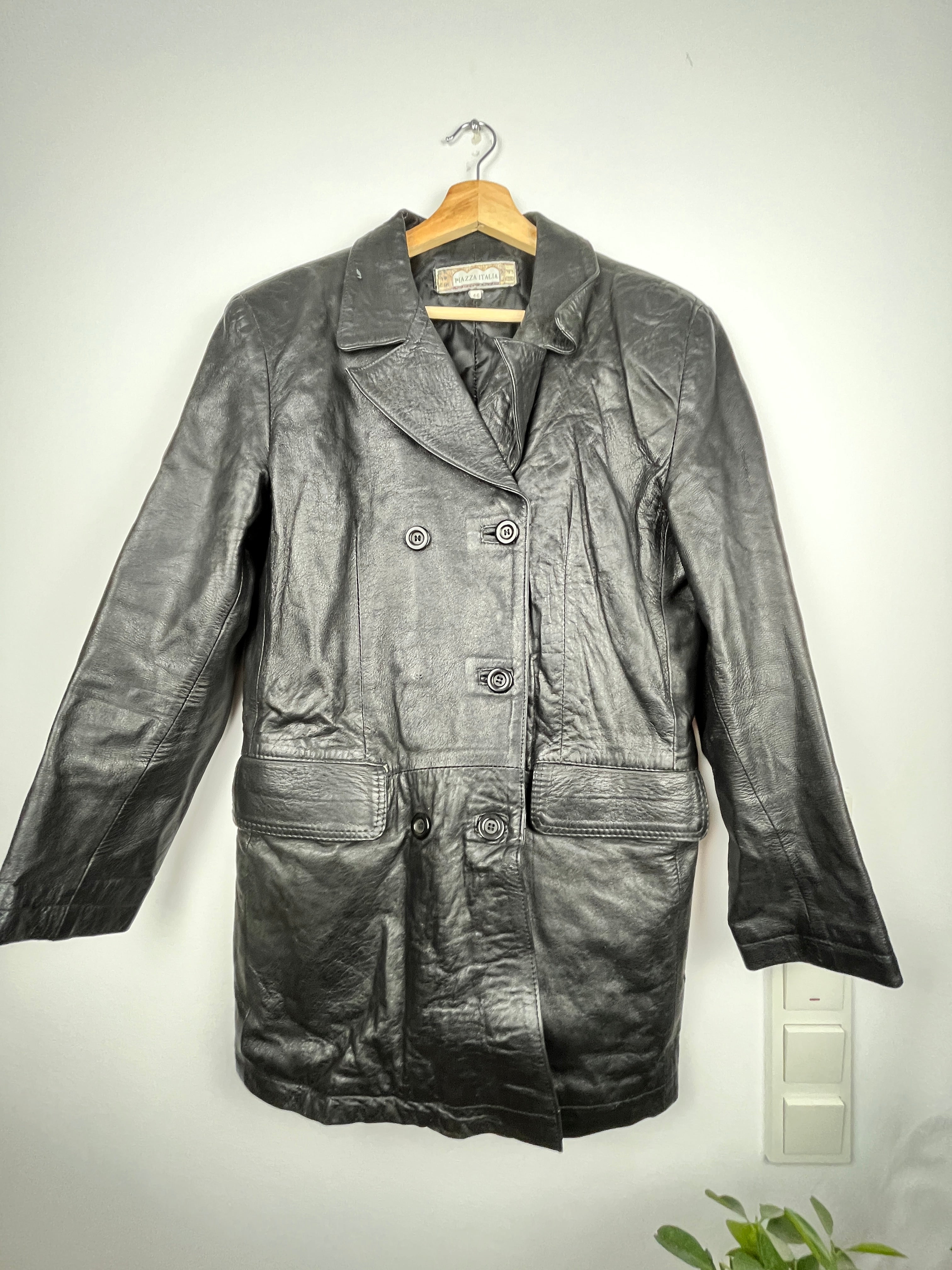 Piazza Italia Vintage Leather Jacket — Size M
