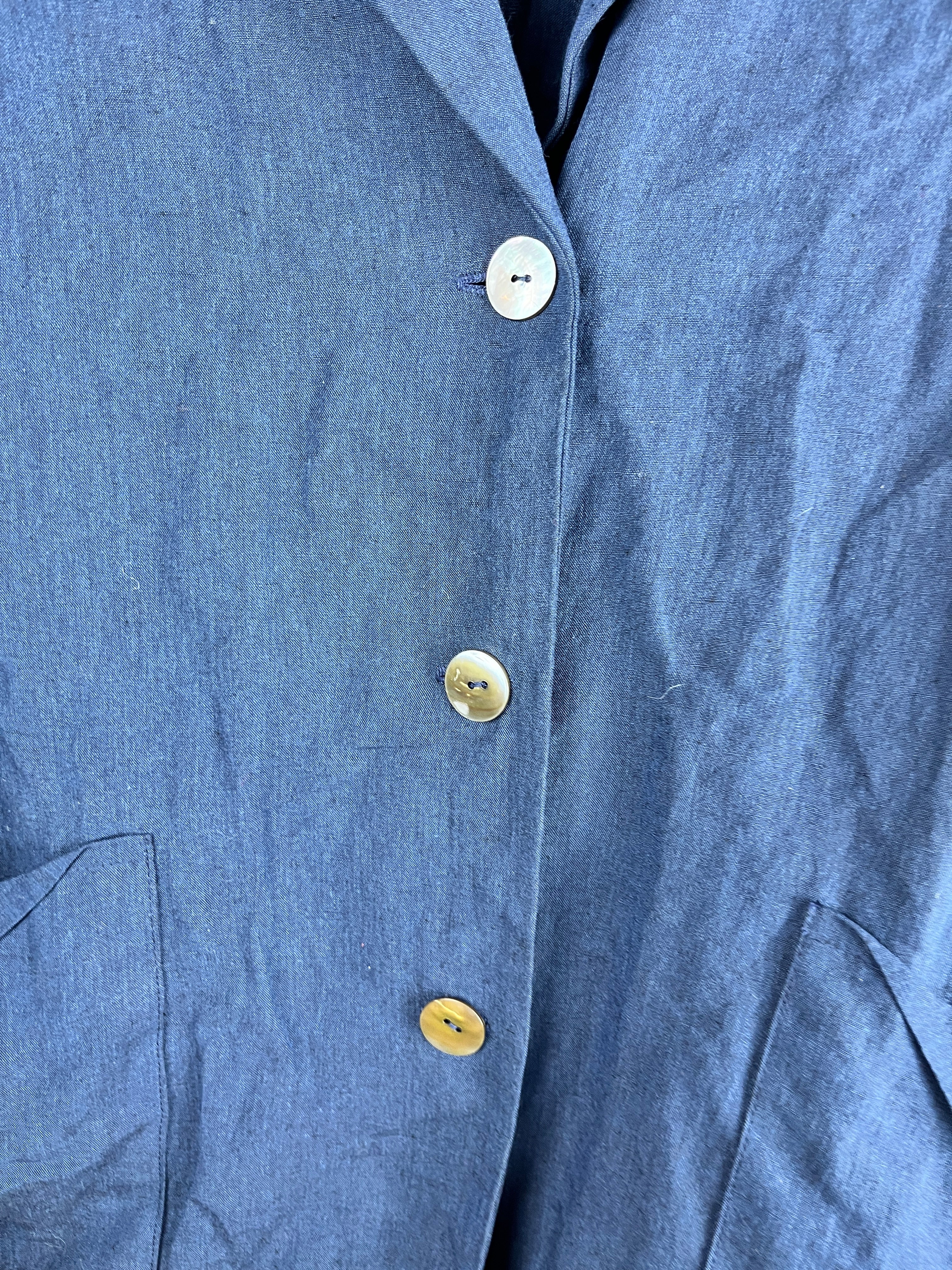 Vintage Blue Linen Blazer with Mother-of-Pearl Buttons — Size M