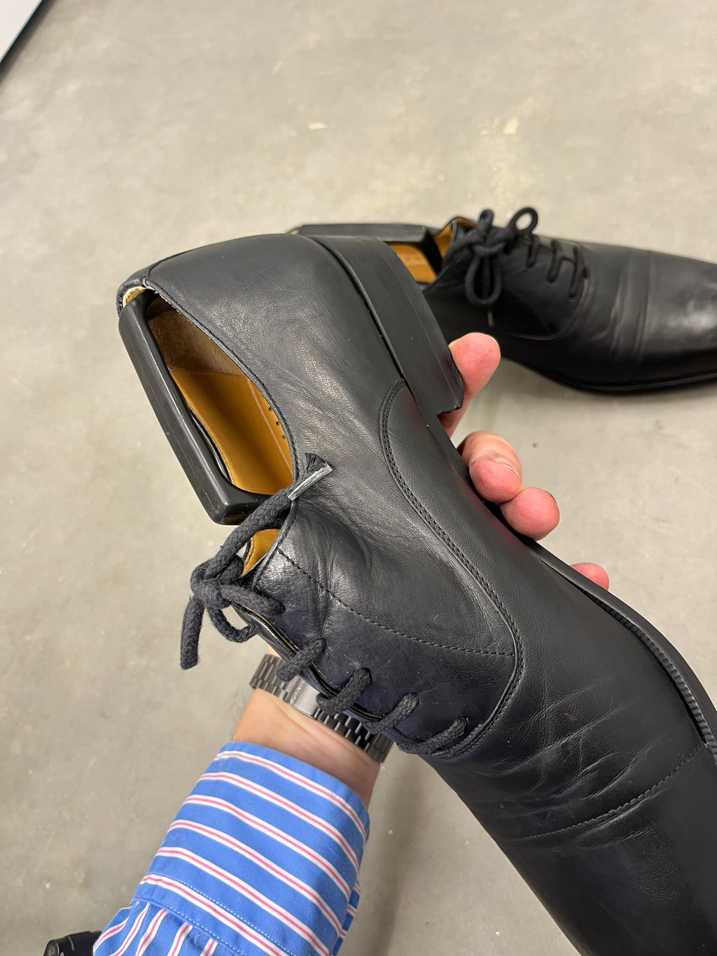 Magnanni Black Leather Oxford Shoes — EU 44½ / US 11