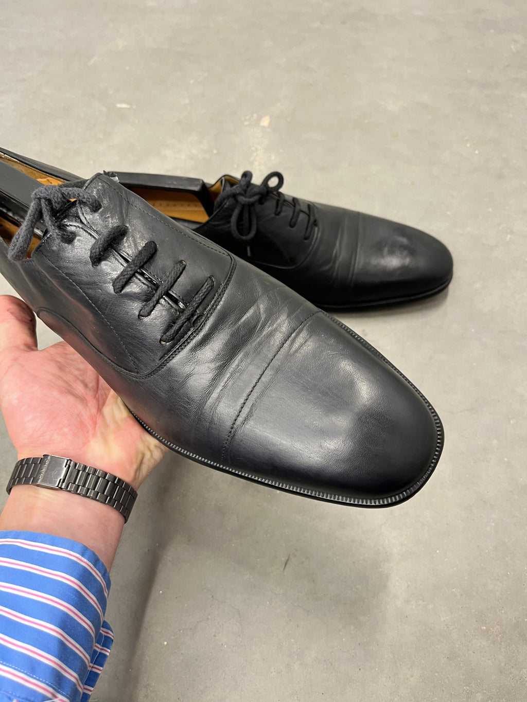 Magnanni Black Leather Oxford Shoes — EU 44½ / US 11